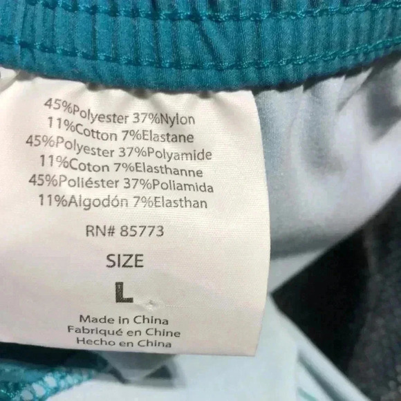 O’Neill Hybrid Ombré aqua shorts,hip/back pockets,lined,elastic drawstring waist - Picture 9 of 10